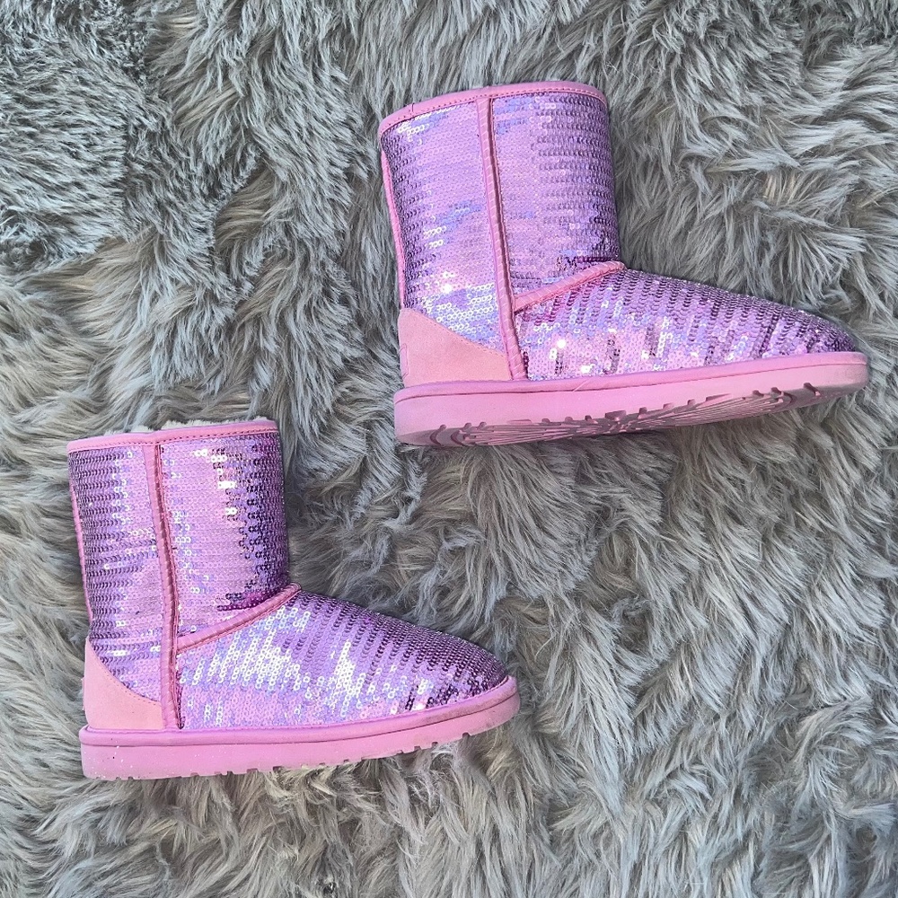 Pink Ugg - Sequin Sparkle (Size Women/Junior US 4)